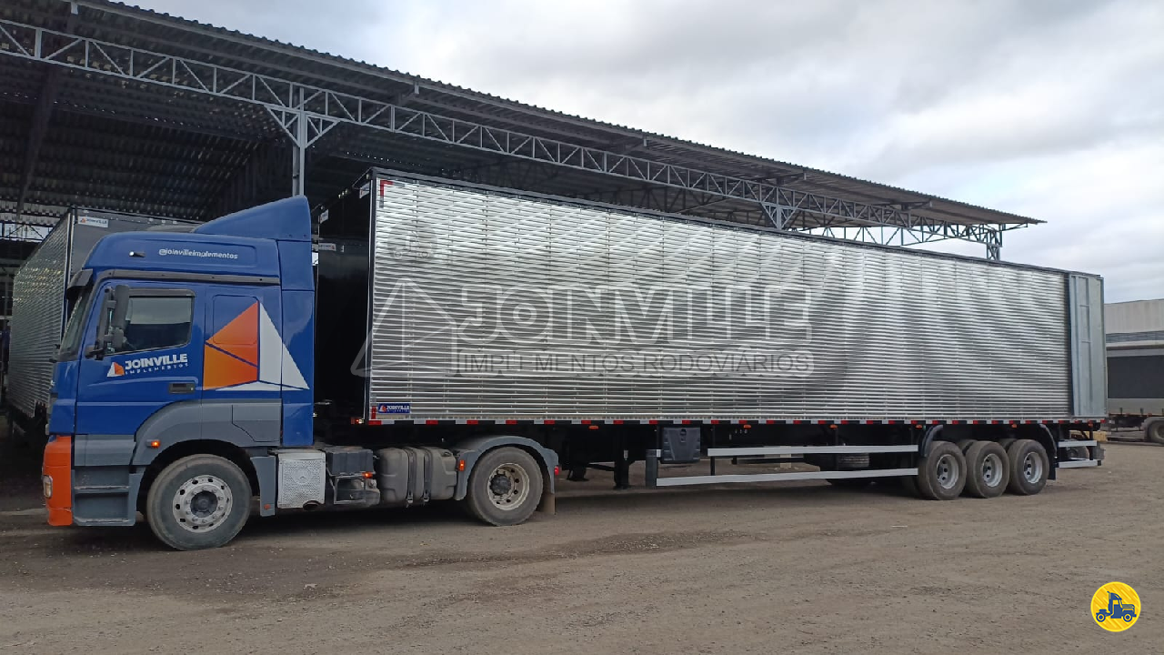 CARRETA SEMI-REBOQUE BAU FURGÃO Joinville Implementos GARUVA SANTA CATARINA SC